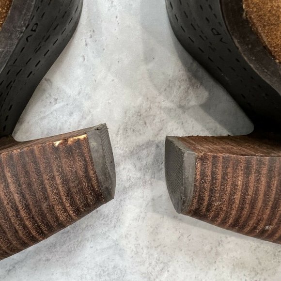 DV by Dolce Vita Womens Heel‎ Pointed Toe Booties Size 6 Camel Brown Suede - Picture 9 of 10